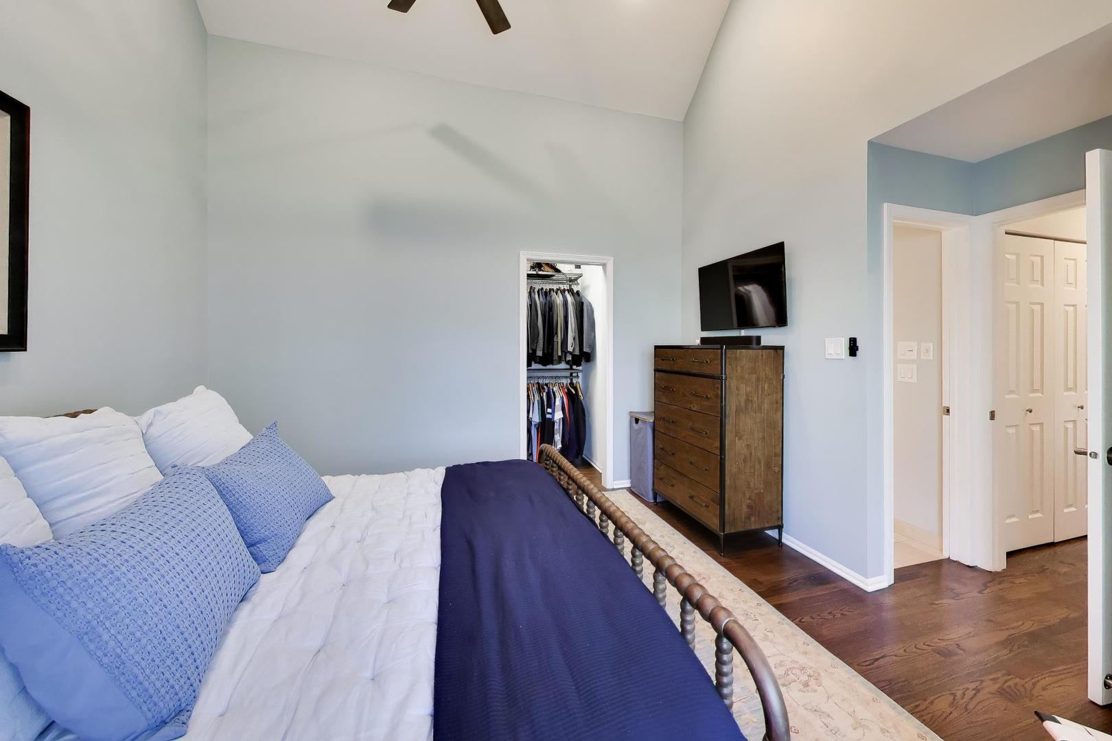 3331 North Racine Avenue, Unit D Chicago, IL 60657 - Photo 18 of 34