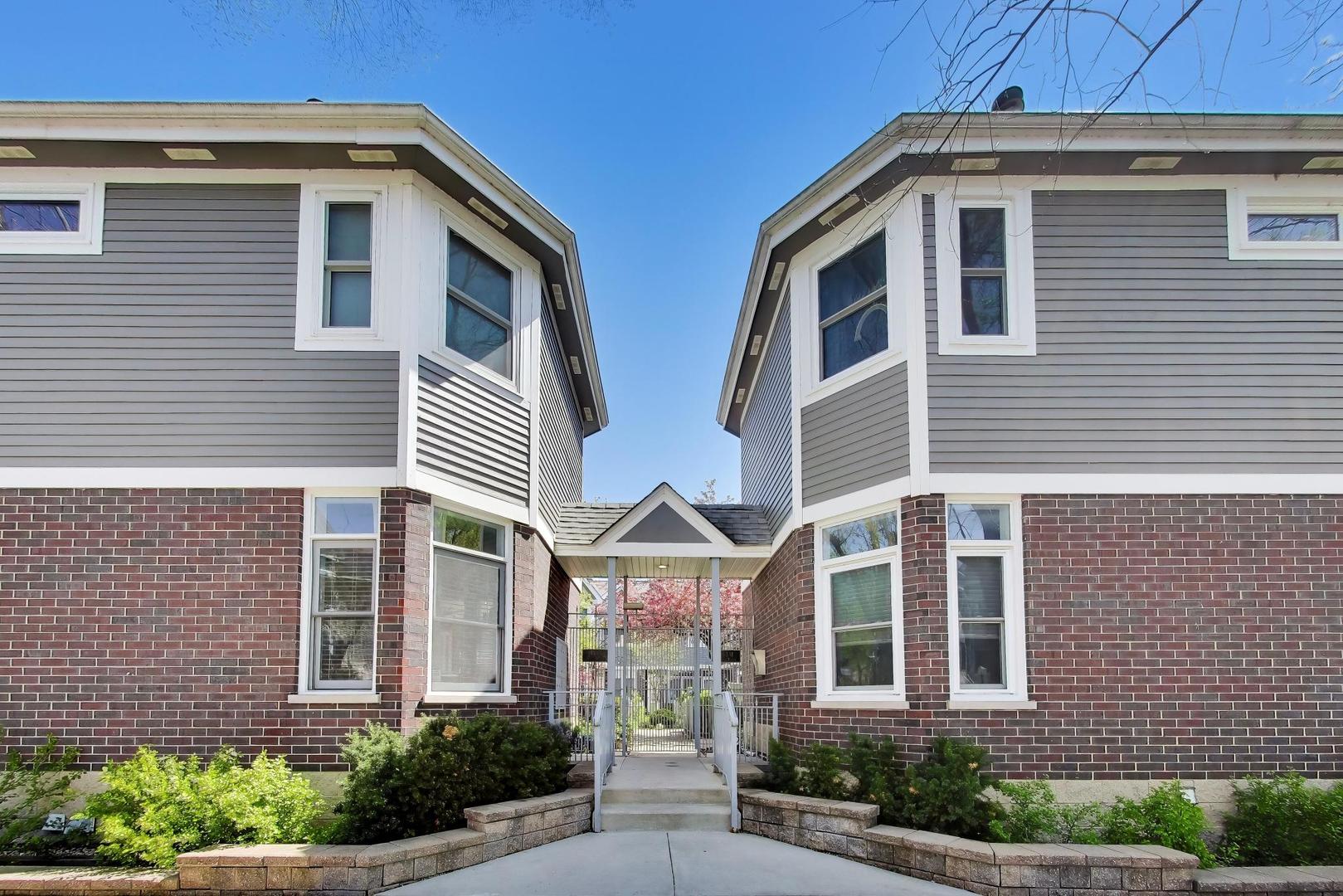 3331 North Racine Avenue, Unit D Chicago, IL 60657 - Photo 2 of 34