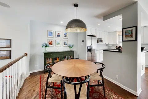 $730,000 | 3331 North Racine Avenue, Unit D, Chicago, IL 60657