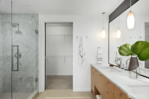 $995,000 | 1321 Seneca Street, Unit 1001, Seattle, WA 98101