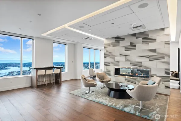 $995,000 | 1321 Seneca Street, Unit 1001, Seattle, WA 98101
