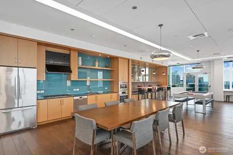 $995,000 | 1321 Seneca Street, Unit 1001, Seattle, WA 98101