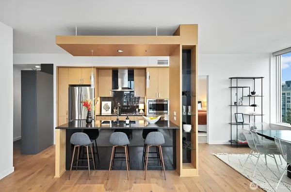 $995,000 | 1321 Seneca Street, Unit 1001, Seattle, WA 98101