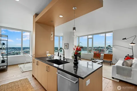 $995,000 | 1321 Seneca Street, Unit 1001, Seattle, WA 98101