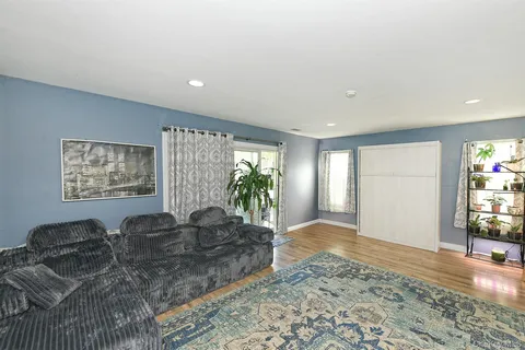 $430,000 | 130 Commodore Circle, Port Jefferson Station, NY 11776