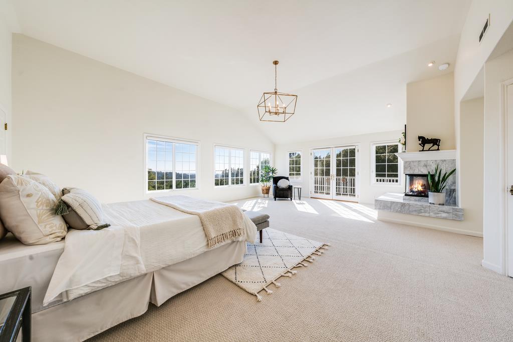 901 Meadow Road Aptos, CA 95003 - Photo 25 of 58 Gallery Image 25