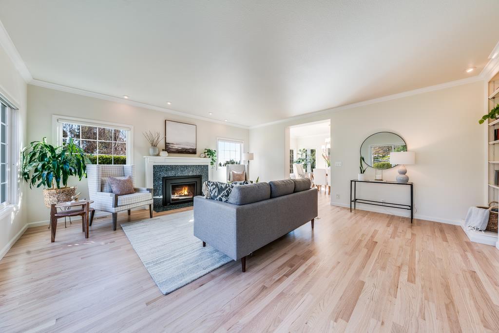 901 Meadow Road Aptos, CA 95003 - Photo 5 of 58 Gallery Image 5