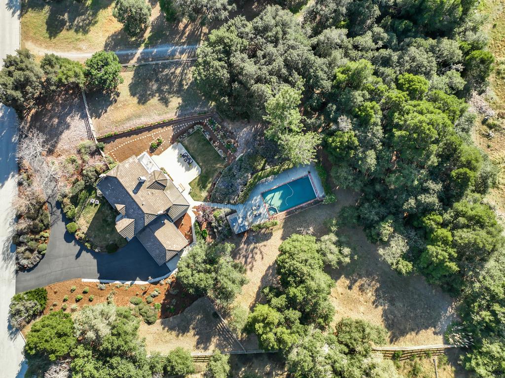 901 Meadow Road Aptos, CA 95003 - Photo 57 of 58 Gallery Image 57