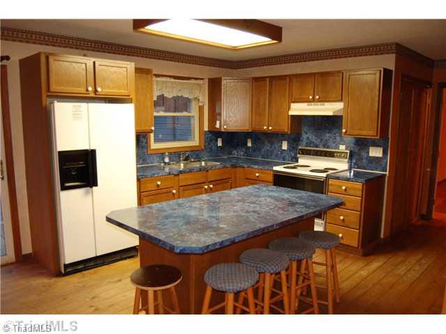 489 Royall Road Thurmond, NC 28683 - Photo 4 of 16 Kitchen.