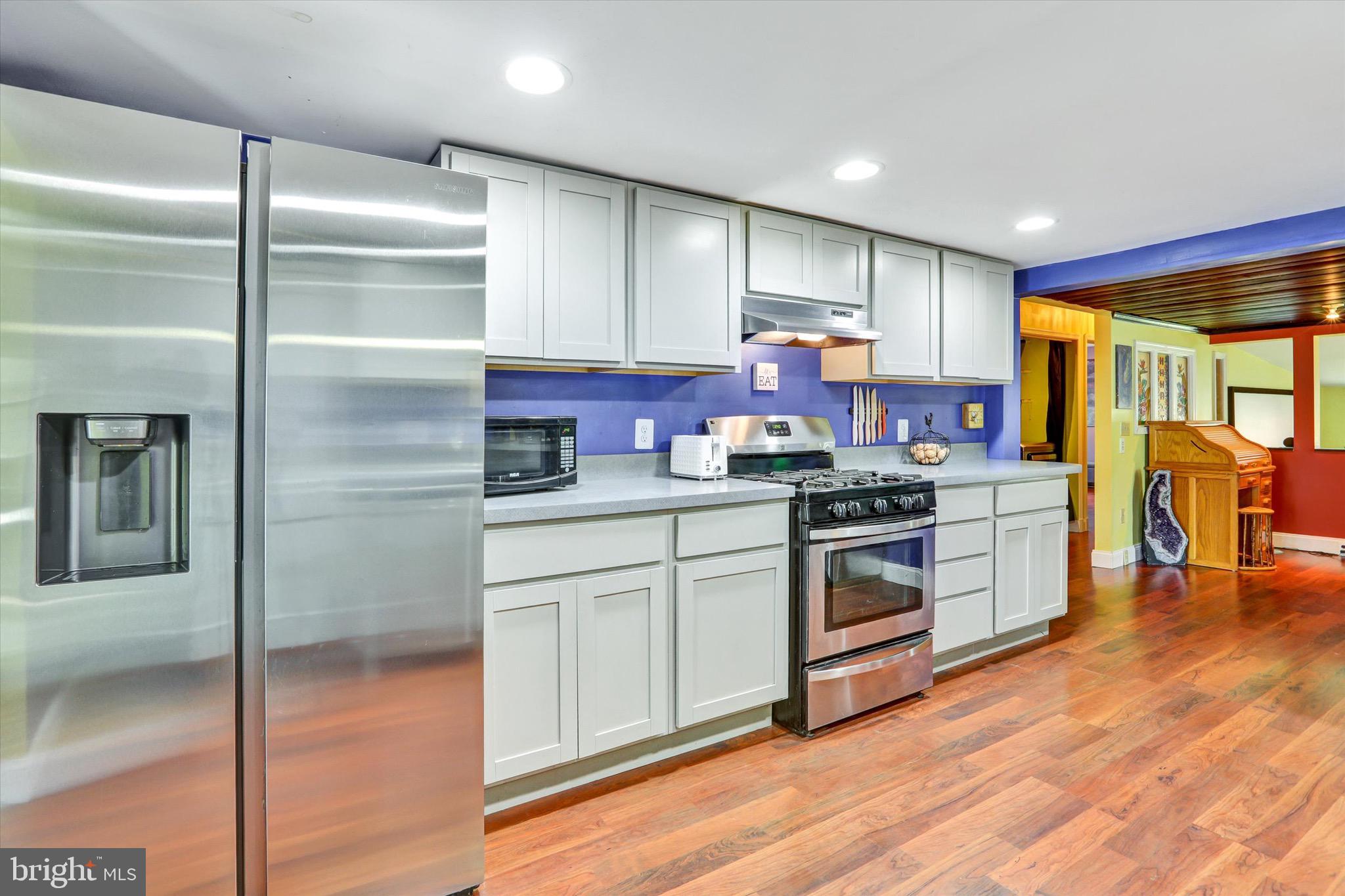 220 West Timonium Road Lutherville-Timonium, MD 21093 - Photo 13 of 64 Updated kitchen with stainless appliances