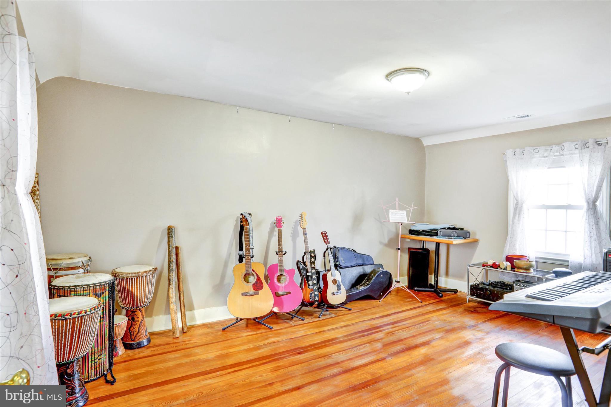 220 West Timonium Road Lutherville-Timonium, MD 21093 - Photo 40 of 64 4th bedroom