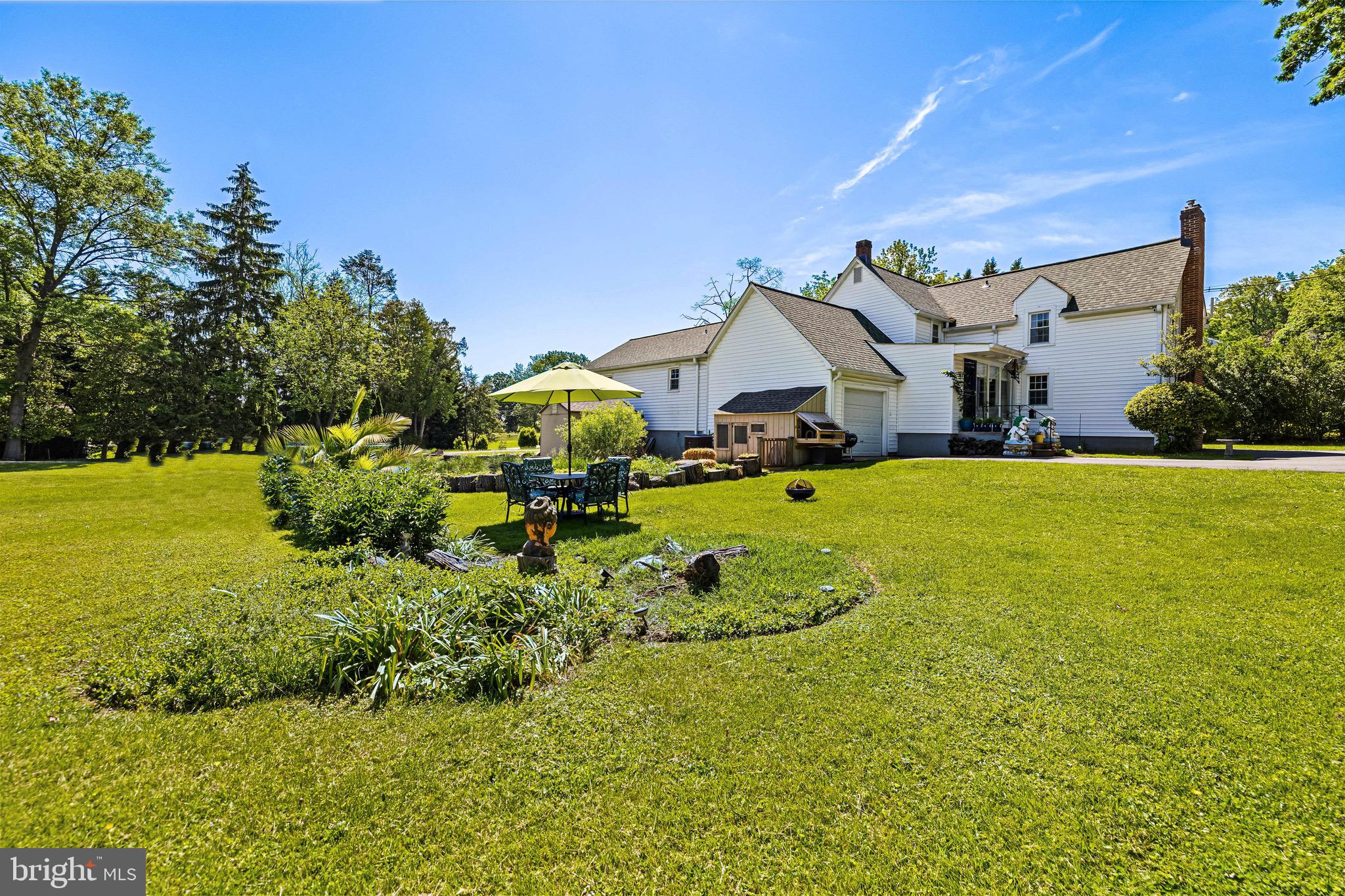 220 West Timonium Road Lutherville-Timonium, MD 21093 - Photo 47 of 64 a view of a house with a big yard