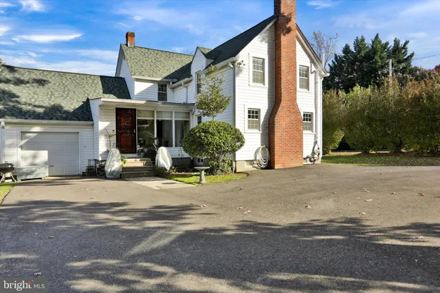 $539,900 | 220 West Timonium Road, Lutherville-Timonium, MD 21093