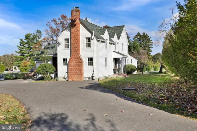 $539,900 | 220 West Timonium Road, Lutherville-Timonium, MD 21093