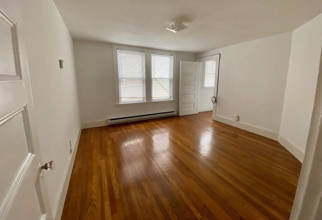 412 Centre Street, Unit 4 Boston, MA 02130 - Photo 2 of 7