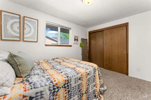 $415,000 | 304 West Woodvine Court, Boise, ID 83706