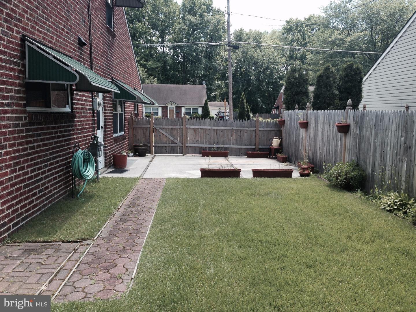 947 Chesterfield Road Barrington, NJ 08033 - Photo 16 of 16