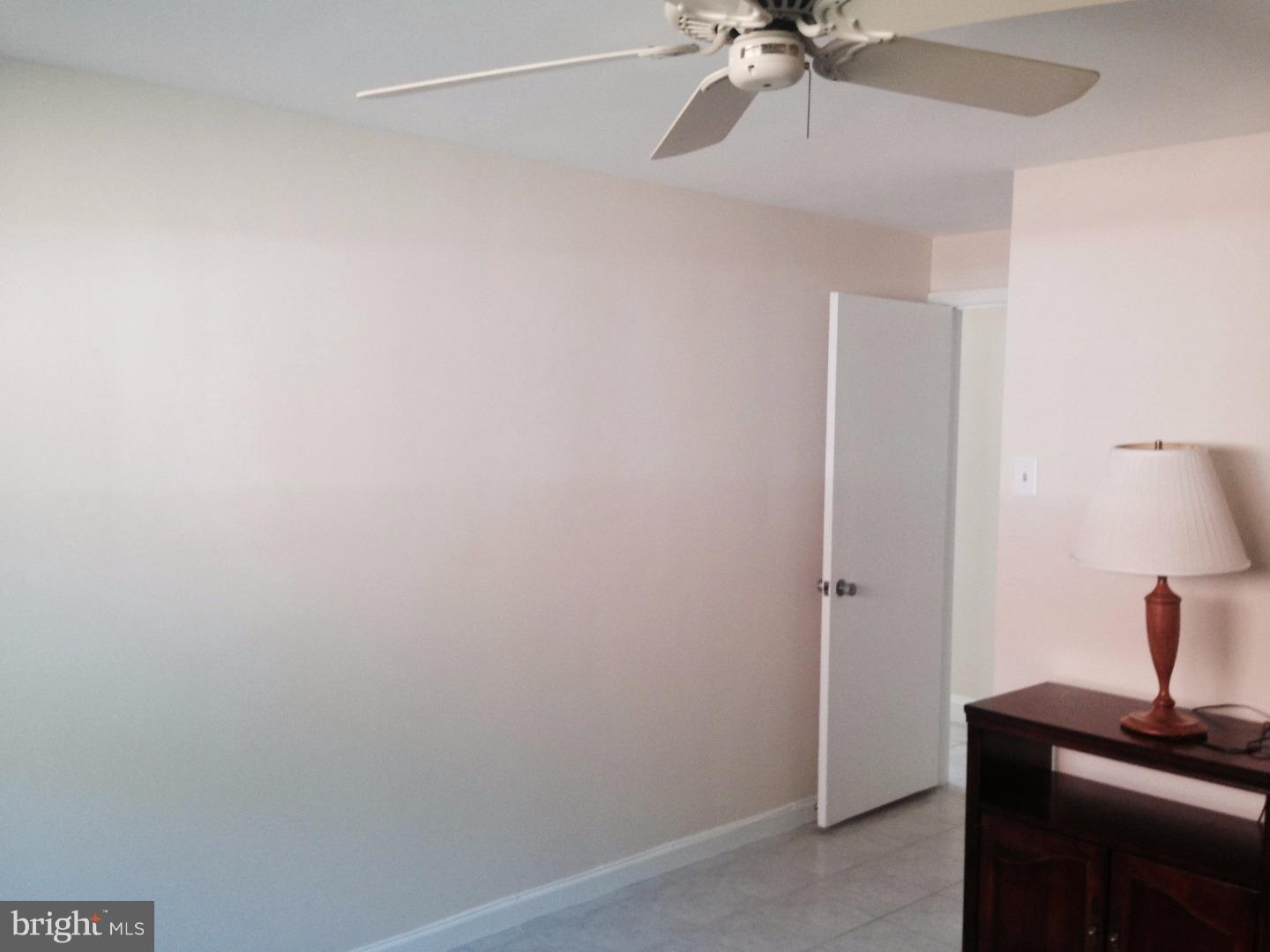 947 Chesterfield Road Barrington, NJ 08033 - Photo 10 of 16