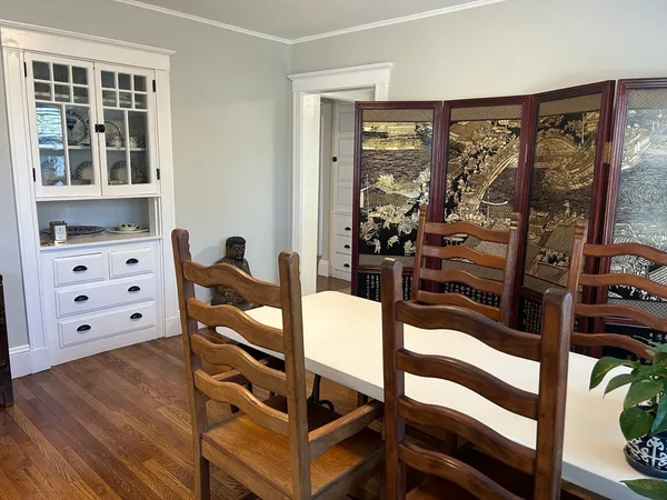 $3,350 | 278 Cabot Street, Unit 2, Newton, MA 02460