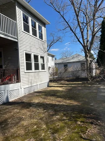 $3,350 | 278 Cabot Street, Unit 2, Newton, MA 02460