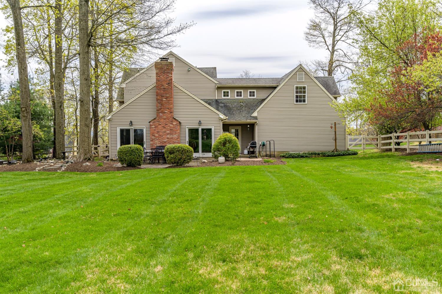 36 Cedar Grove Road Branchburg, NJ 08876 - Photo 37 of 51 a front view of house with yard and green space
