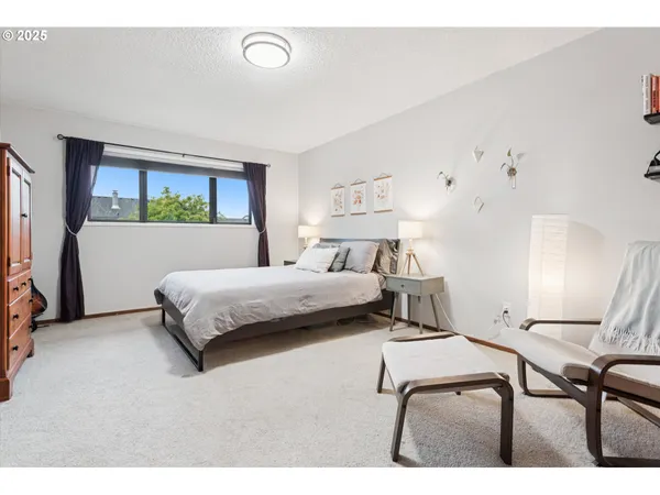 $299,900 | 14914 Northeast Rose Parkway, Unit 73B, Portland, OR 97230