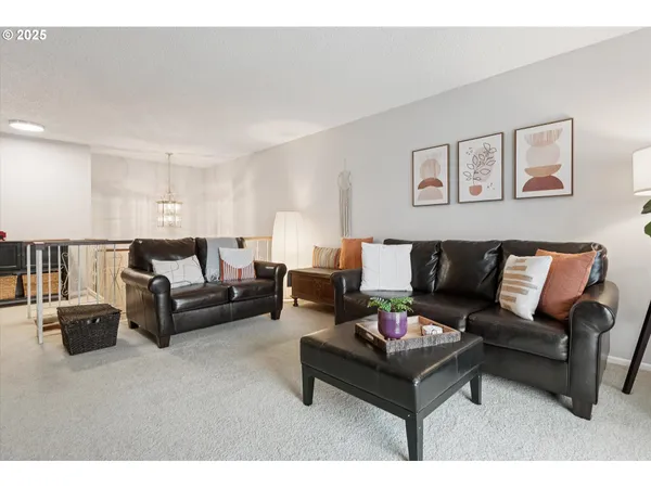 $299,900 | 14914 Northeast Rose Parkway, Unit 73B, Portland, OR 97230