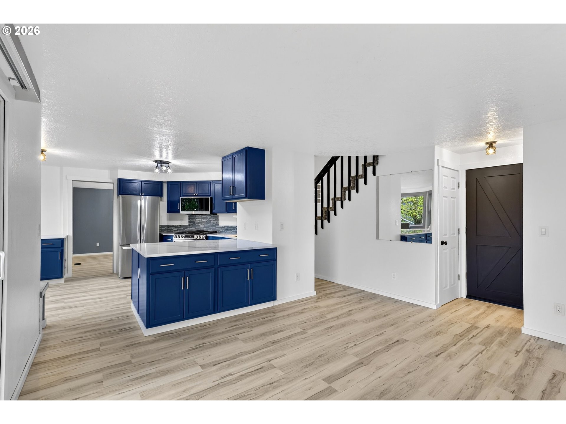 6980 Southwest 166th Terrace Beaverton, OR 97007 - Photo 10 of 36