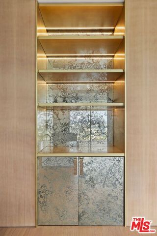 $18,950 | 9255 Doheny Road, Unit 2605, West Hollywood, CA 90069