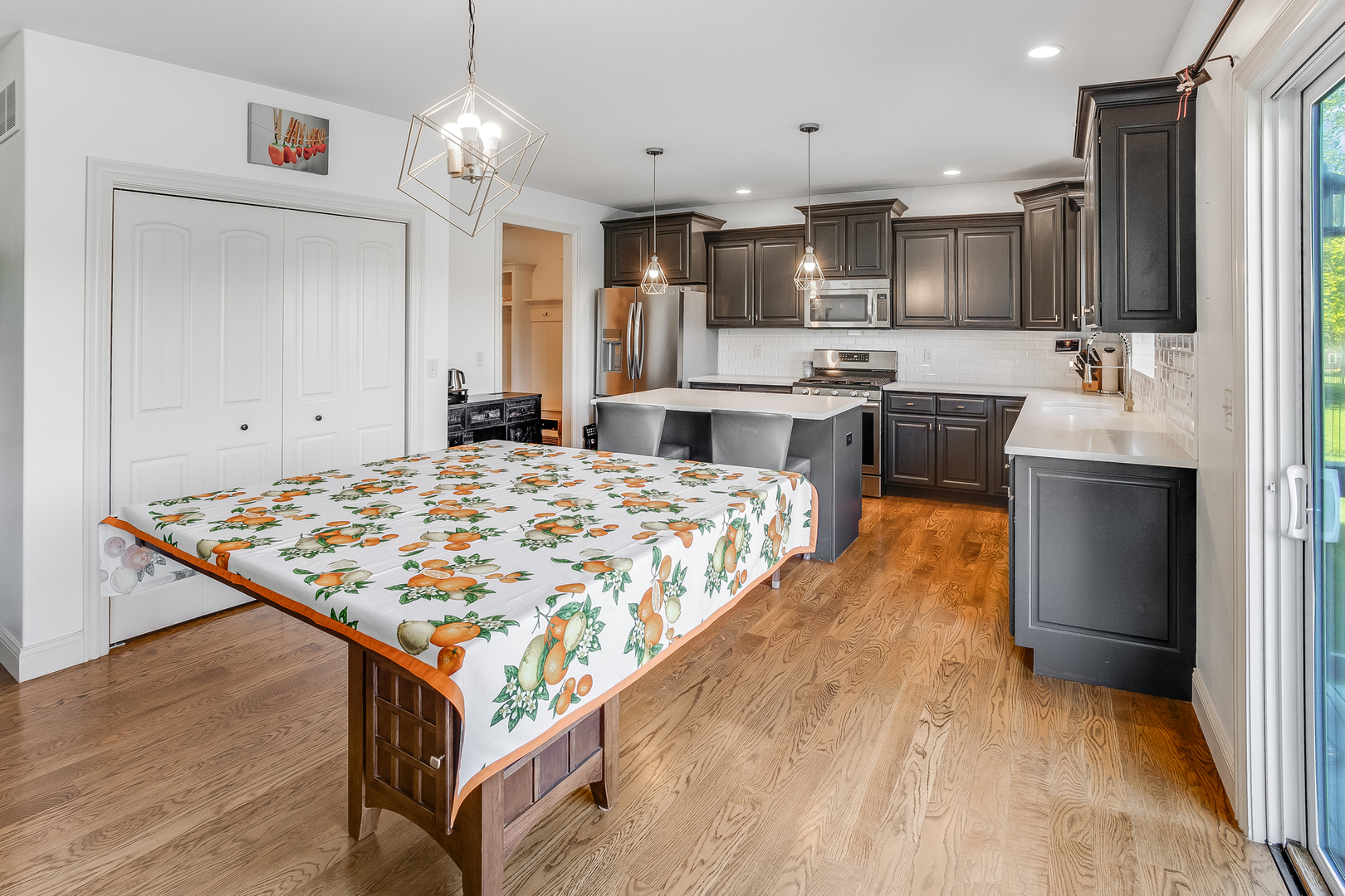 1208 East White Oak Road Mahomet, IL 61853 - Photo 8 of 52