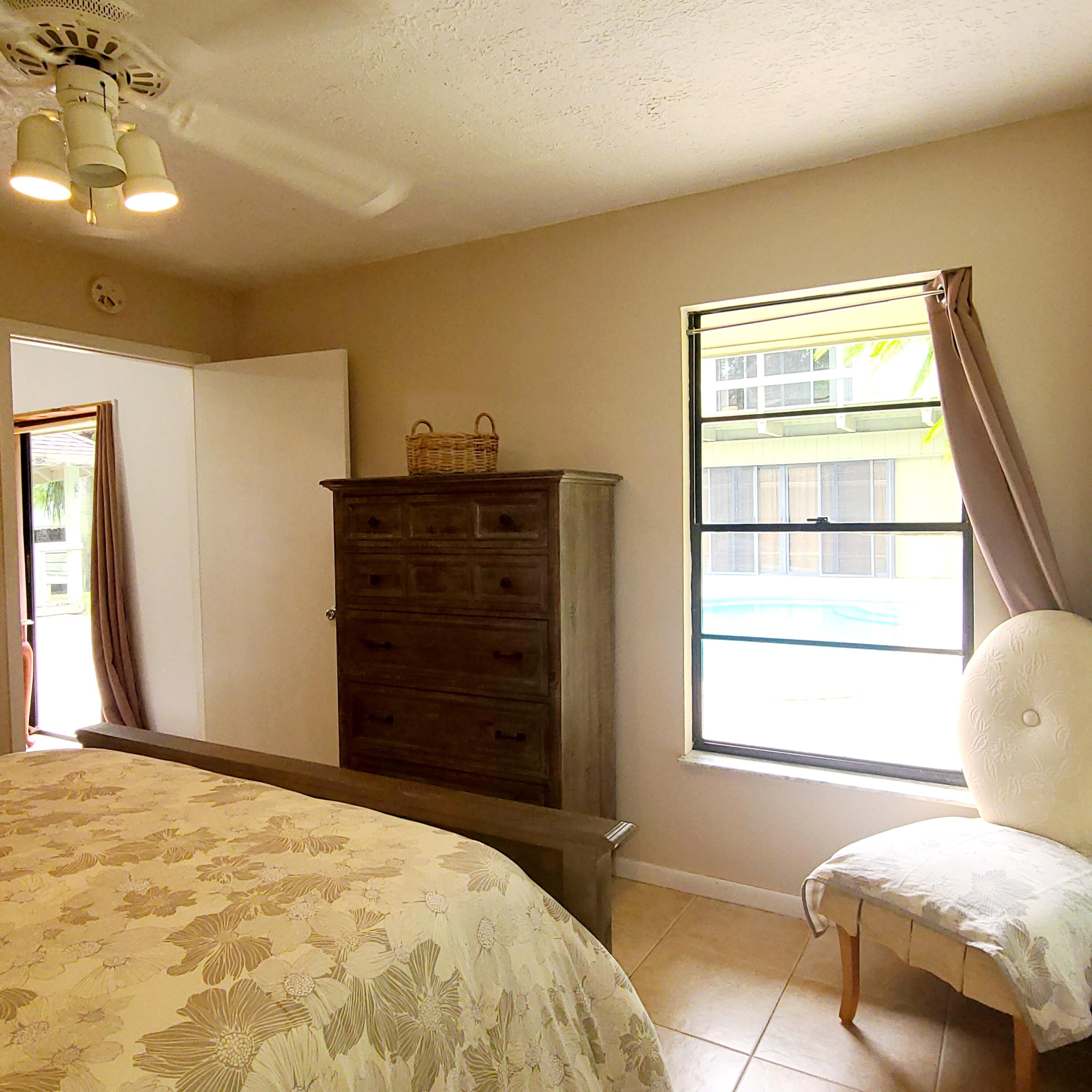 4949 Belvedere Road, Unit COTTAGE West Palm Beach, FL 33417 - Photo 11 of 20 20241008_091011