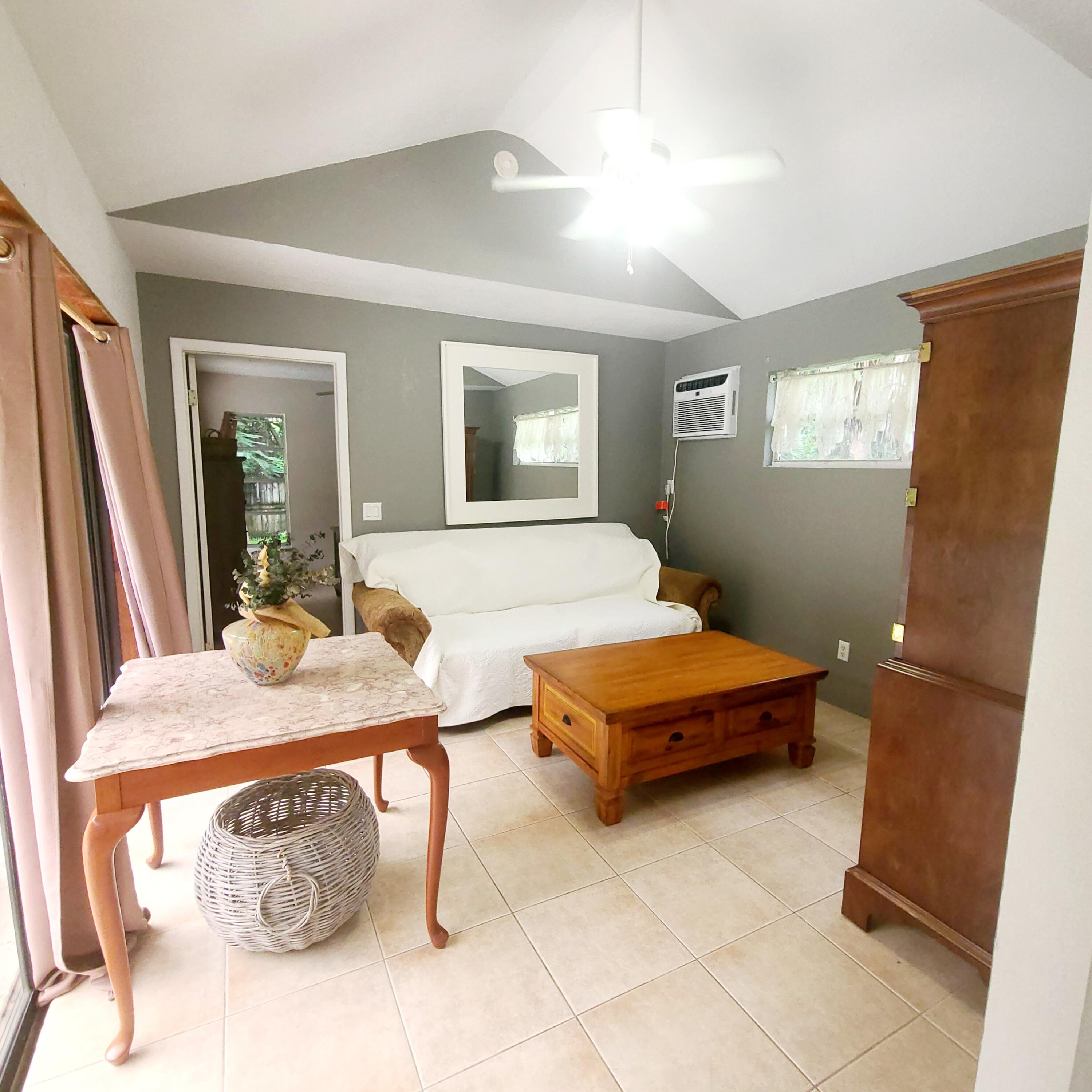 4949 Belvedere Road, Unit COTTAGE West Palm Beach, FL 33417 - Photo 6 of 20 20241006_094322