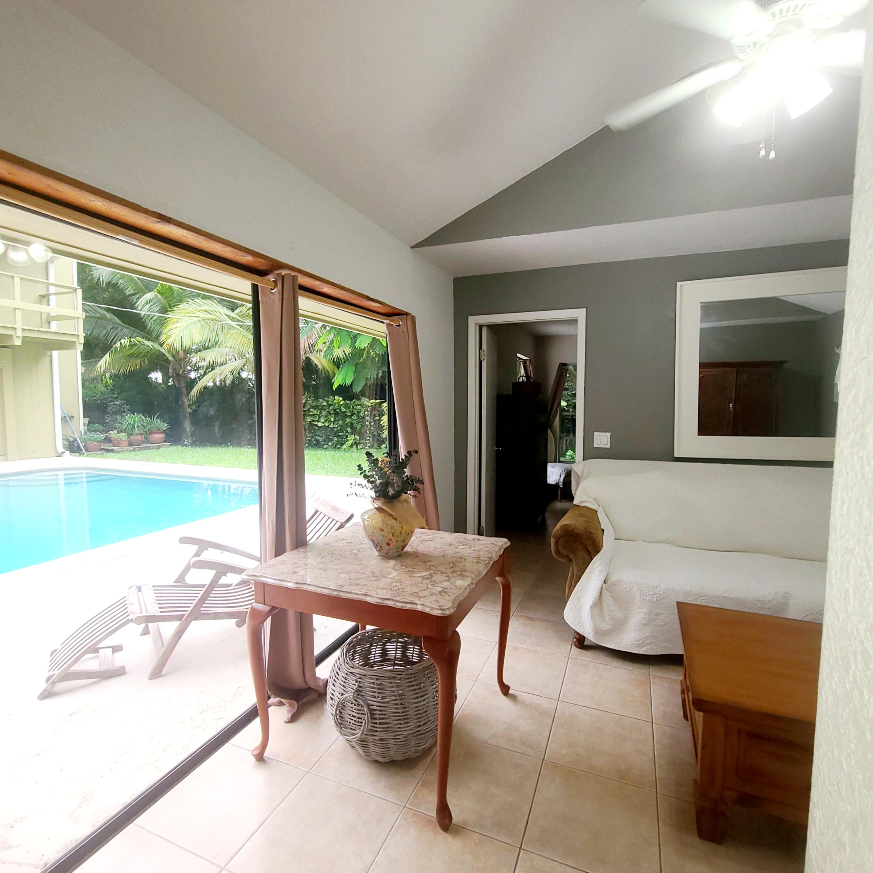 4949 Belvedere Road, Unit COTTAGE West Palm Beach, FL 33417 - Photo 8 of 20 20241006_094317