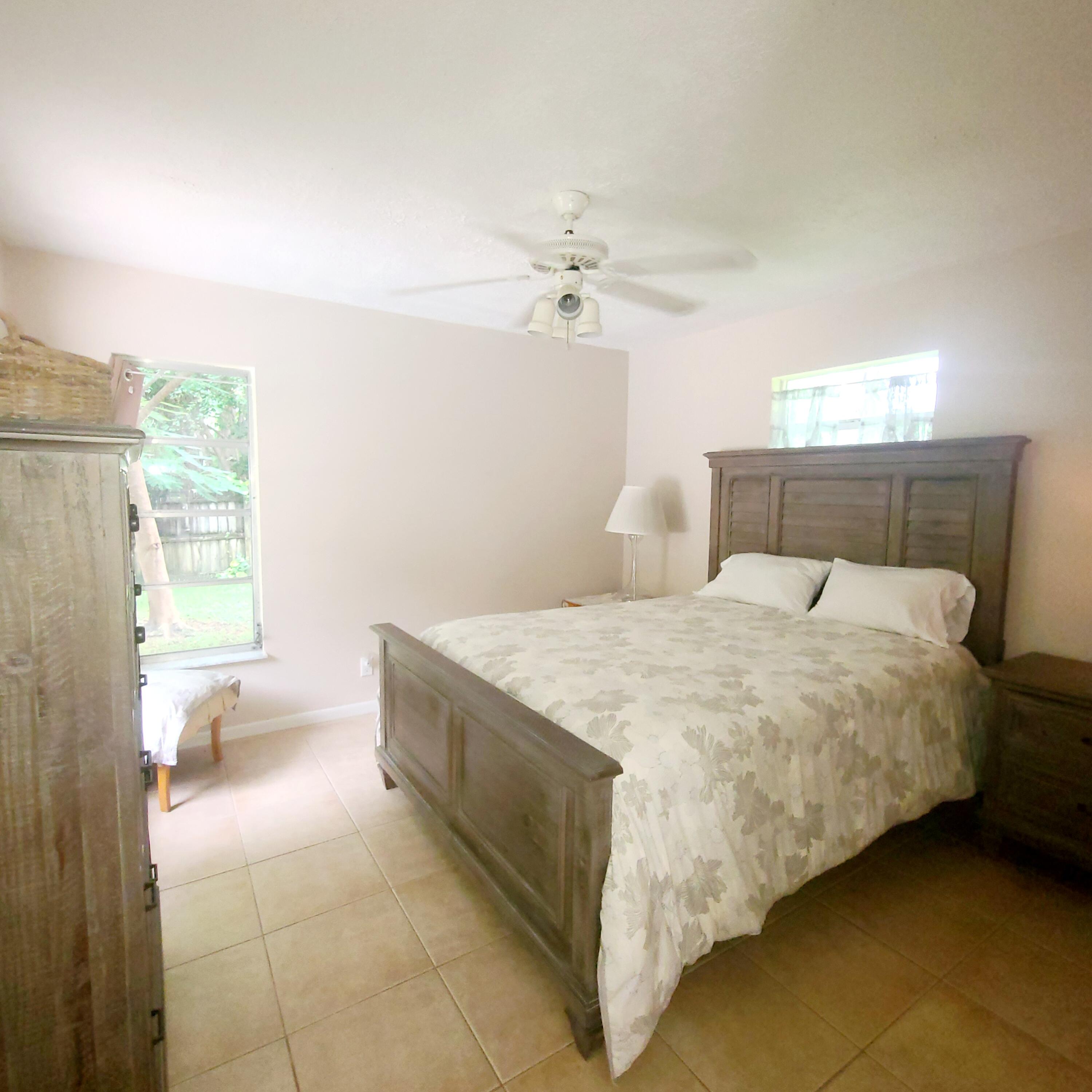 4949 Belvedere Road, Unit COTTAGE West Palm Beach, FL 33417 - Photo 10 of 20 20241006_094246