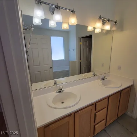 $1,950 | 8765 Villa Alex Avenue, Las Vegas, NV 89147