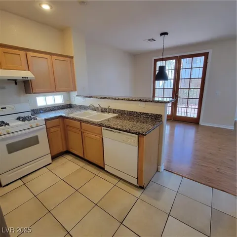 $1,950 | 8765 Villa Alex Avenue, Las Vegas, NV 89147