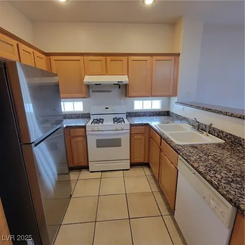 $1,950 | 8765 Villa Alex Avenue, Las Vegas, NV 89147