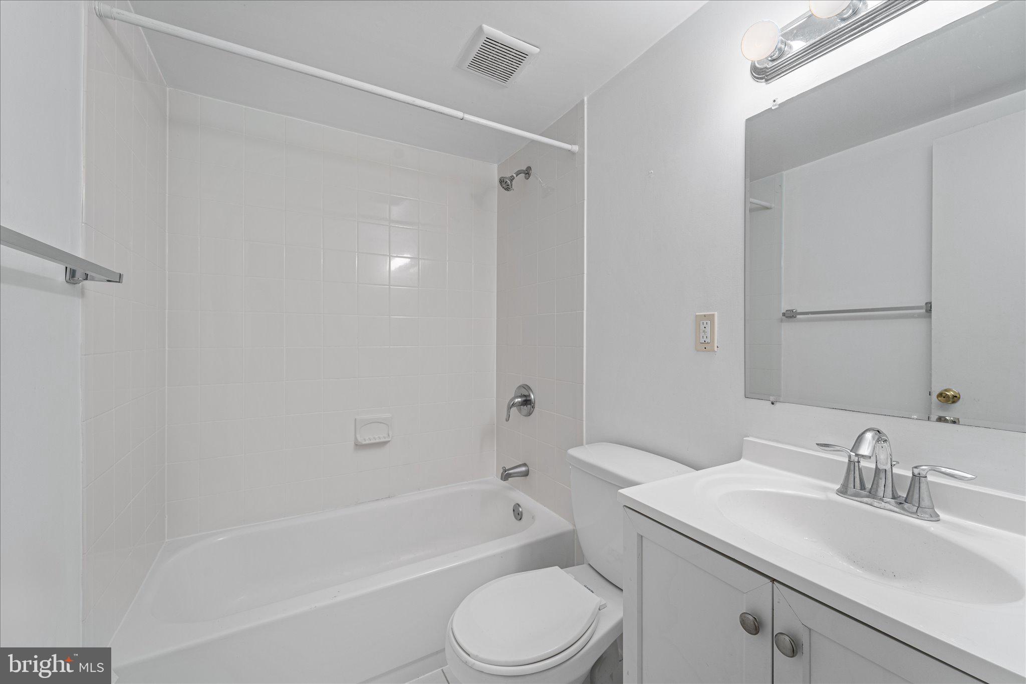 3885 Chain Bridge Road Fairfax, VA 22030 - Photo 35 of 50