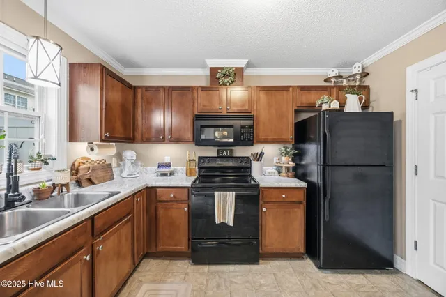 $165,000 | 4239 Dudleys Grant Drive, Unit C, Winterville, NC 28590