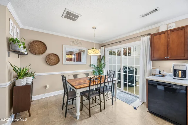 $165,000 | 4239 Dudleys Grant Drive, Unit C, Winterville, NC 28590