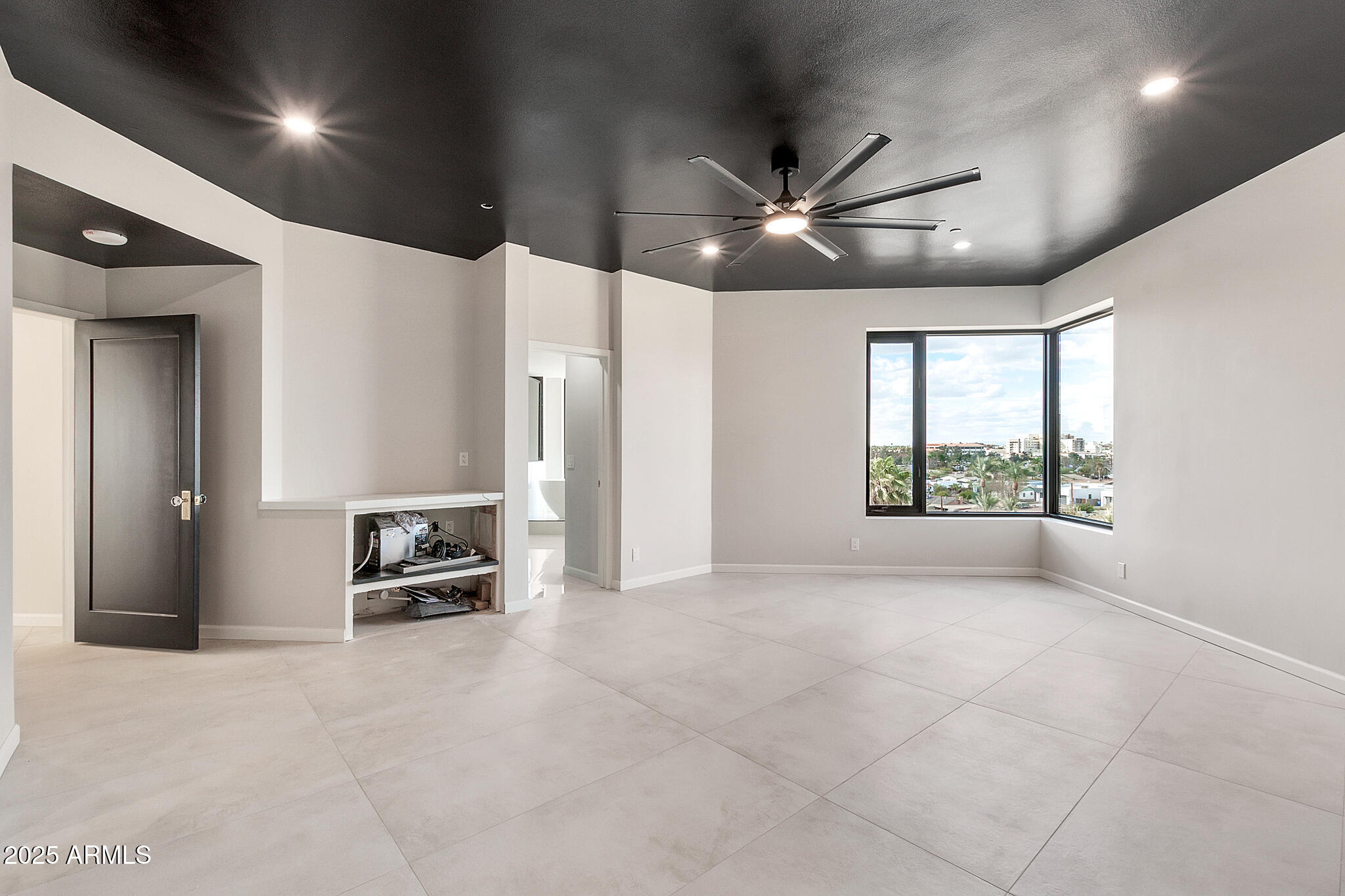 1040 East Osborn Road, Unit 404 Phoenix, AZ 85014 - Photo 27 of 46 1040 E Osborn 404-29