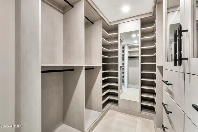 $1,240,000 | 1040 East Osborn Road, Unit 404, Phoenix, AZ 85014