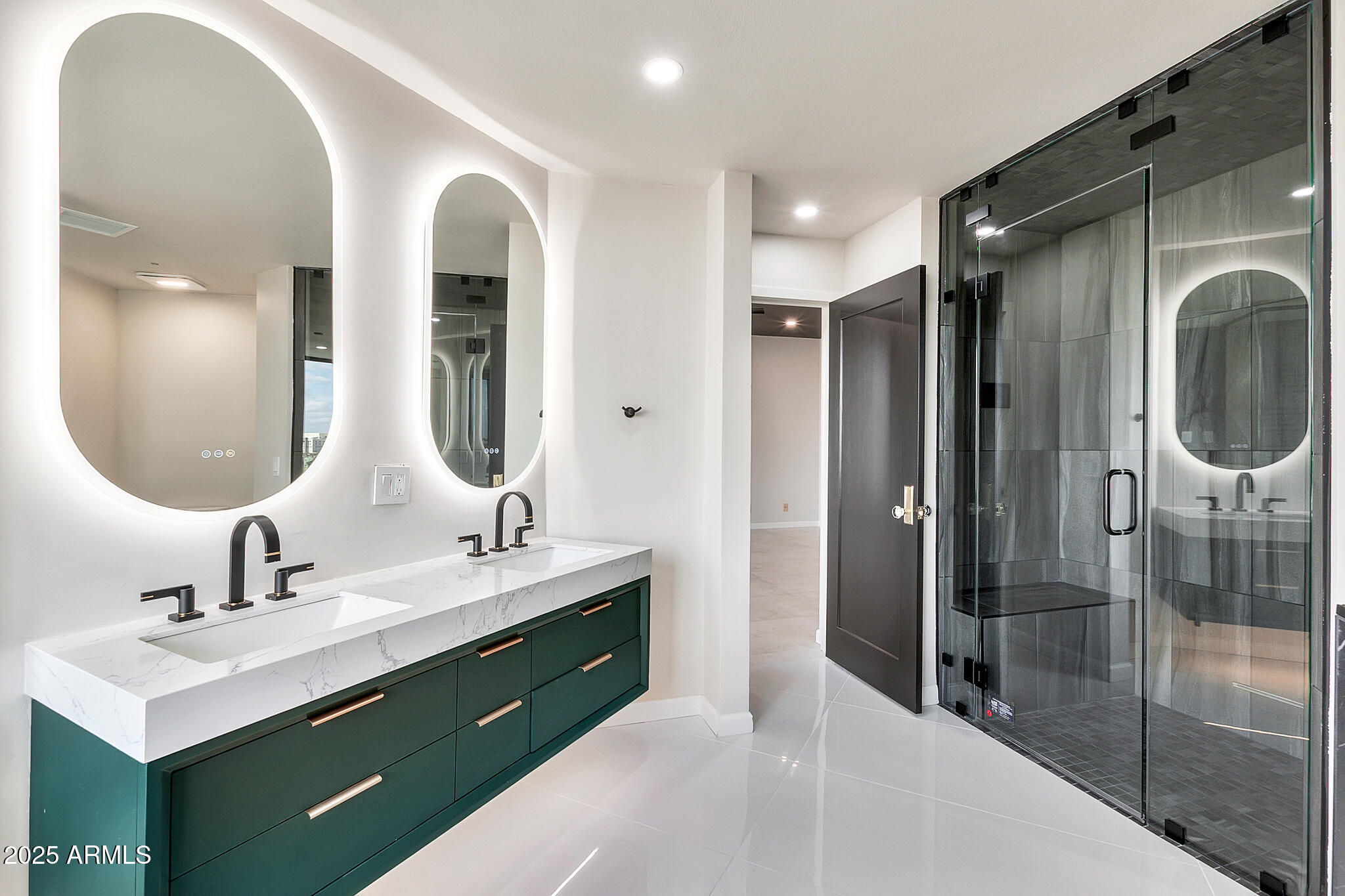 1040 East Osborn Road, Unit 404 Phoenix, AZ 85014 - Photo 33 of 46 1040 E Osborn 404-25