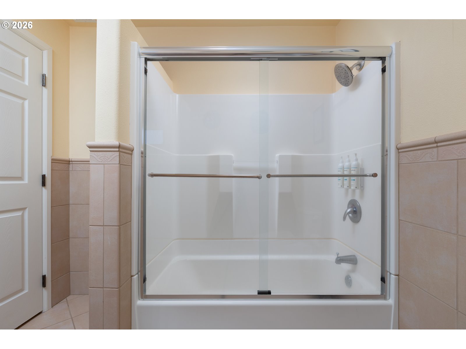 3087 South Hemlock Street Cannon Beach, OR 97110 - Photo 16 of 48 a bathroom with a shower