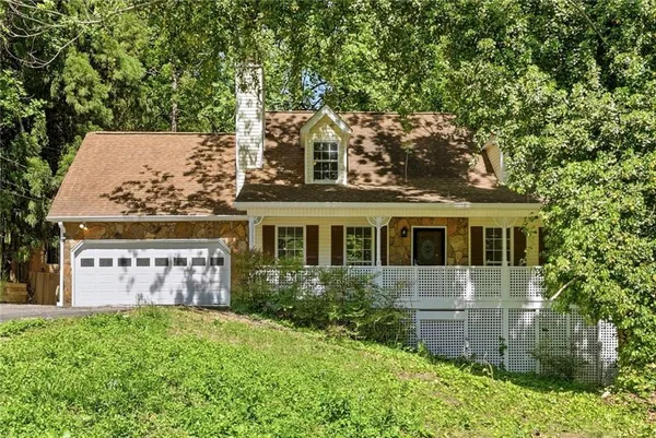 $430,000 | 4661 Spring Ridge Drive, Flowery Branch, GA 30542