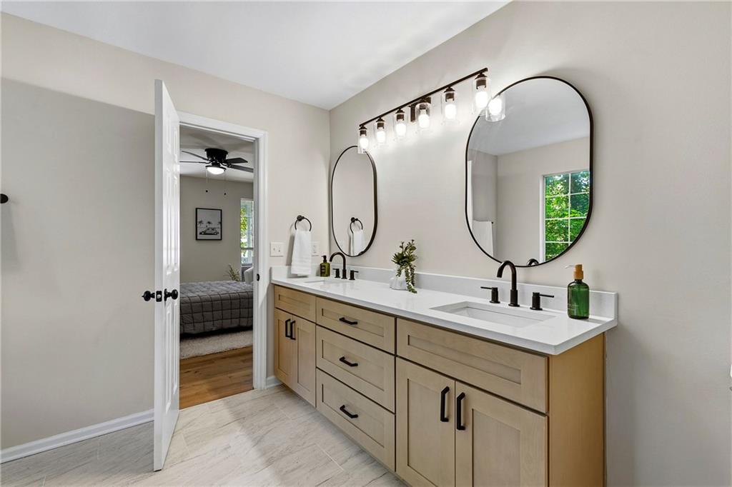 4661 Spring Ridge Drive Flowery Branch, GA 30542 - Photo 14 of 35