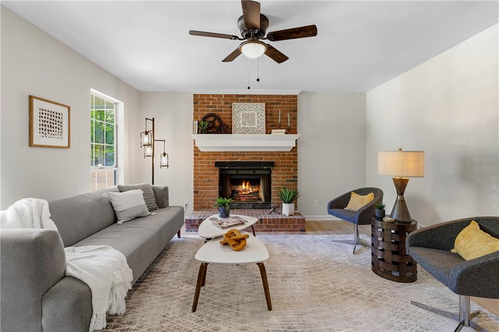 4661 Spring Ridge Drive Flowery Branch, GA 30542 - Photo 3 of 35