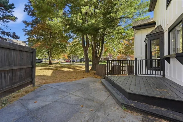 $475,000 | 7904 Rosehill Road, Lenexa, KS 66215