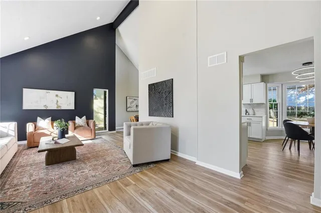 $475,000 | 7904 Rosehill Road, Lenexa, KS 66215