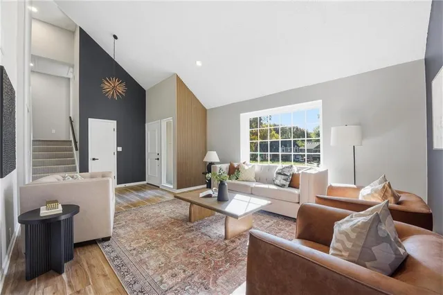 $475,000 | 7904 Rosehill Road, Lenexa, KS 66215